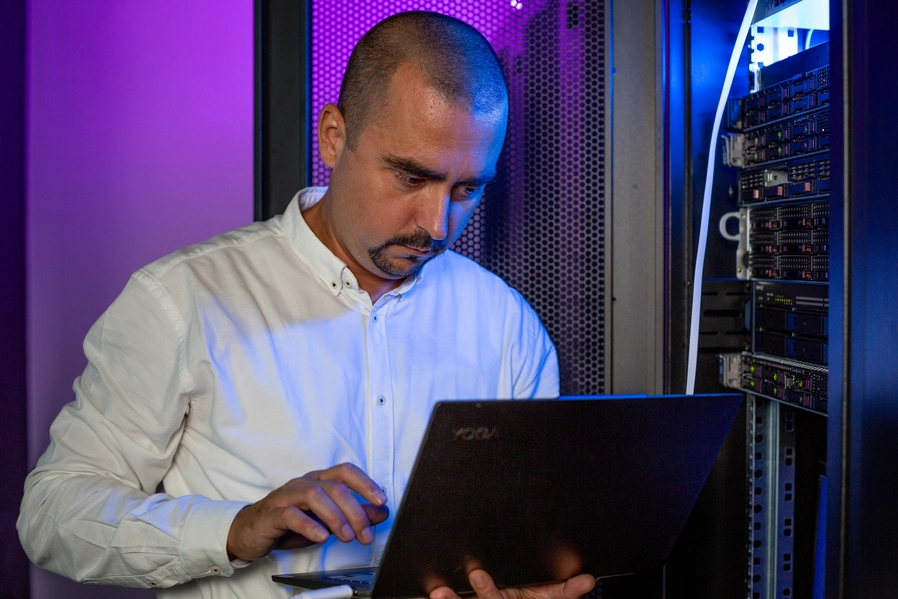 About LifeinCloud – Cloud VPS Hosting & Infrastructure Experts - Built by engineers. Backed by experience